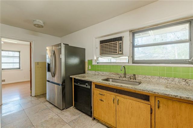 351 Colorado Avenue, Atlanta, GA 30354