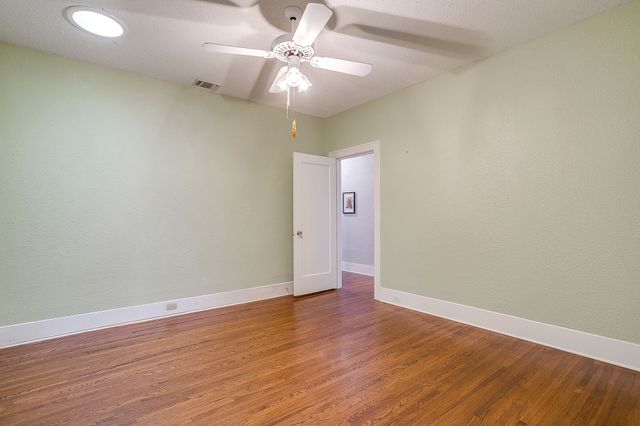 3128 Odessa Avenue, Fort Worth, TX 76109