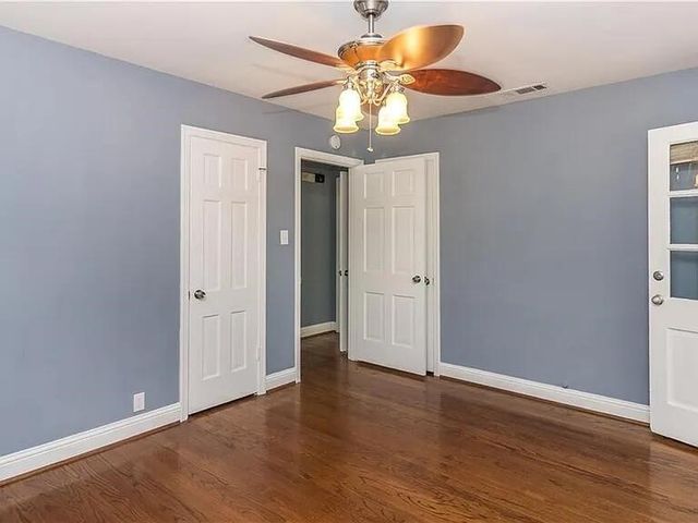 2514 W Jefferson Boulevard, Dallas, TX 75211