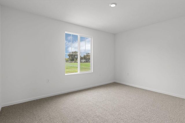 2348 E Loomis Rd, Stockton, CA 95205