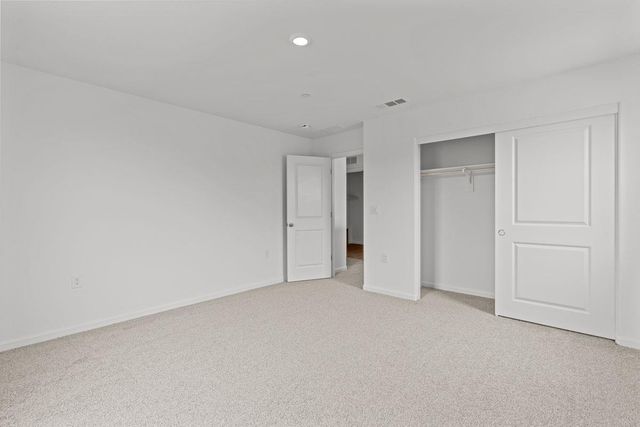 2348 E Loomis Rd, Stockton, CA 95205