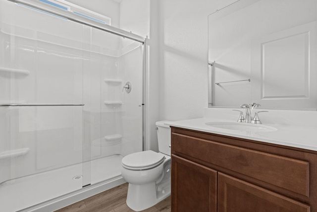 2348 E Loomis Rd, Stockton, CA 95205