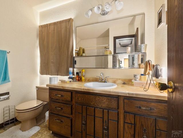904 Blue Lace Dr., Pueblo, CO 81001