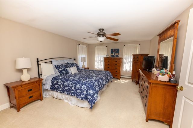 6 Mckenzies Way, Berkley, MA 02779