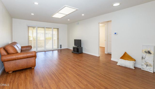 1106 Village 1 -, Camarillo, CA 93012