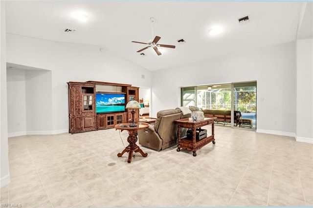 3332 White BLVD, Naples, FL 34117