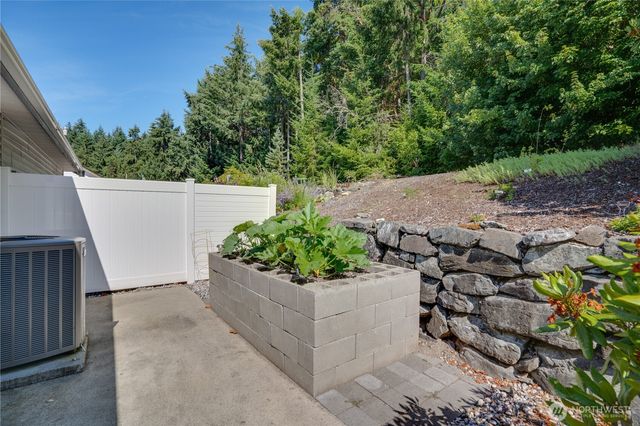 2003 26th Street Court NW, Gig Harbor, WA 98335