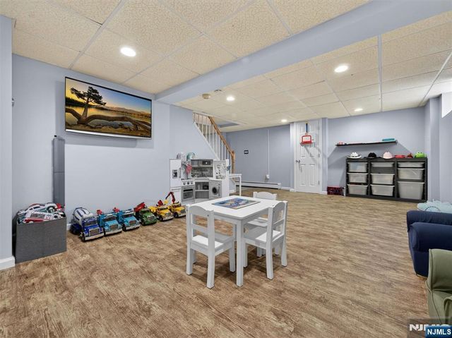 246 Hickory Street, Twp Of Washington, NJ 07676