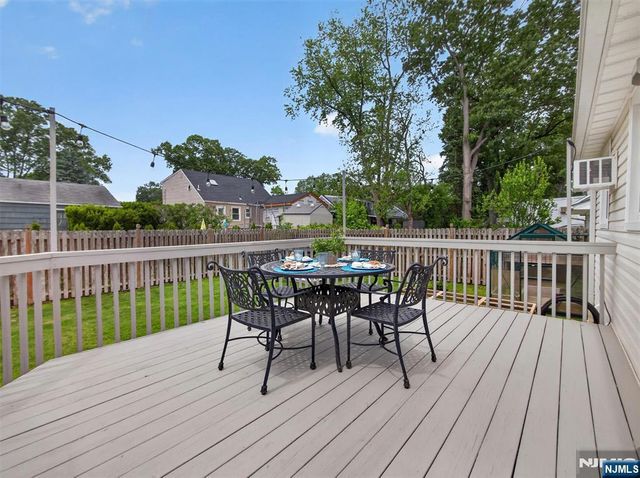 246 Hickory Street, Twp Of Washington, NJ 07676