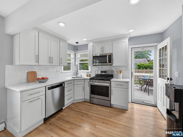 246 Hickory Street, Twp Of Washington, NJ 07676