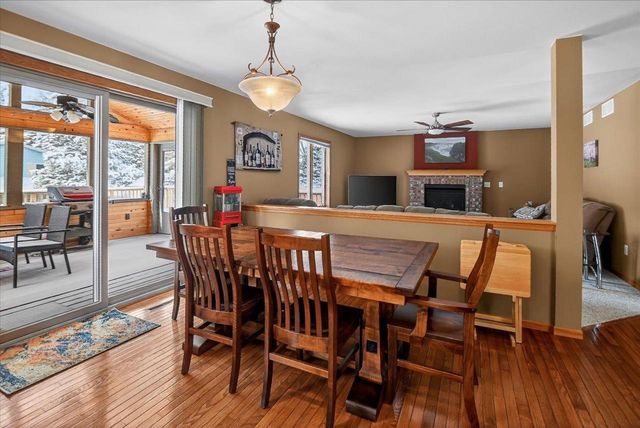 6620 Meredith Way, Mcfarland, WI 53558