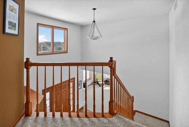 6620 Meredith Way, Mcfarland, WI 53558