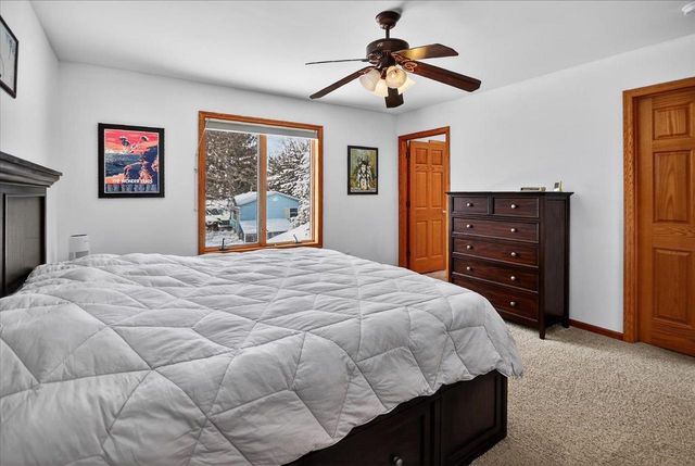 6620 Meredith Way, Mcfarland, WI 53558