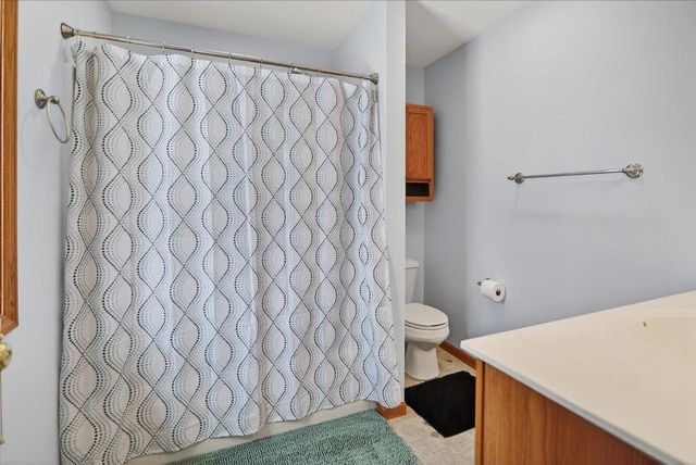 6620 Meredith Way, Mcfarland, WI 53558