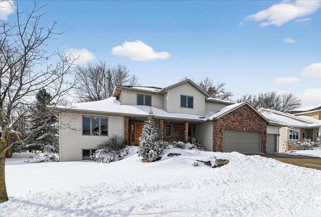 6620 Meredith Way, Mcfarland, WI 53558