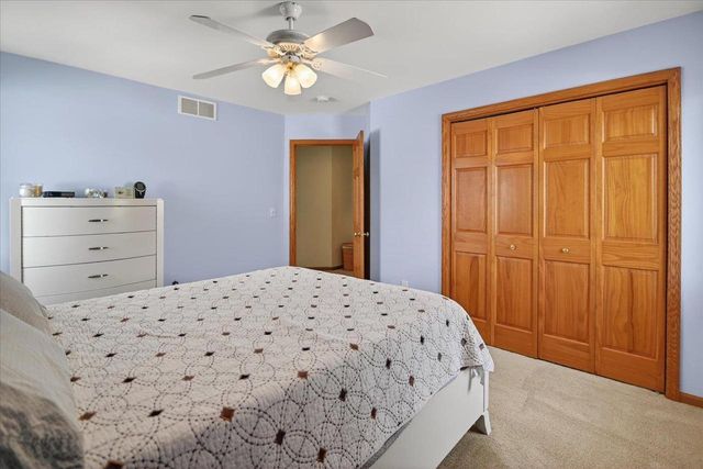 6620 Meredith Way, Mcfarland, WI 53558