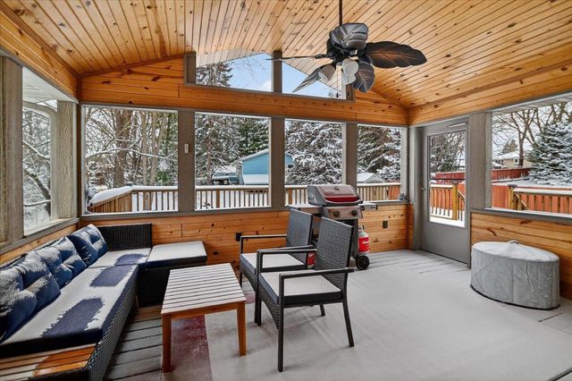 6620 Meredith Way, Mcfarland, WI 53558