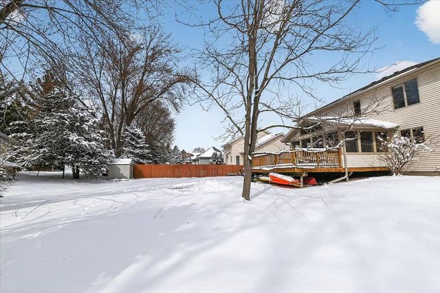 6620 Meredith Way, Mcfarland, WI 53558