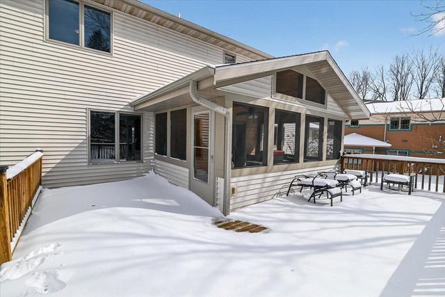 6620 Meredith Way, Mcfarland, WI 53558