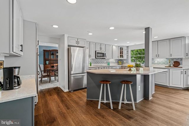 8044 RED JACKET WAY, Jessup, MD 20794