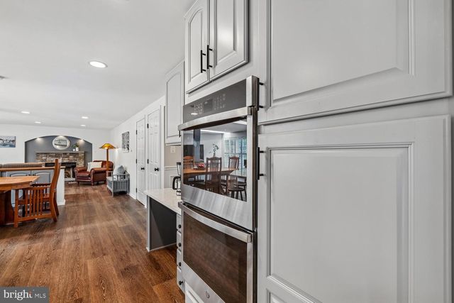 8044 RED JACKET WAY, Jessup, MD 20794