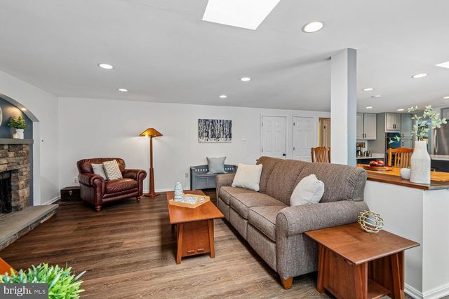 8044 RED JACKET WAY, Jessup, MD 20794