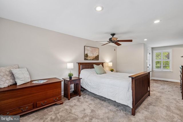8044 RED JACKET WAY, Jessup, MD 20794