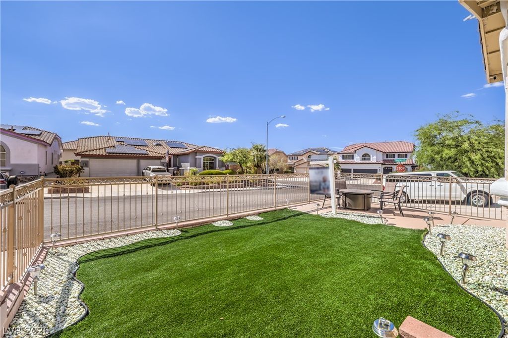 378 Otsego Court, Henderson, NV 89012 — photo 5