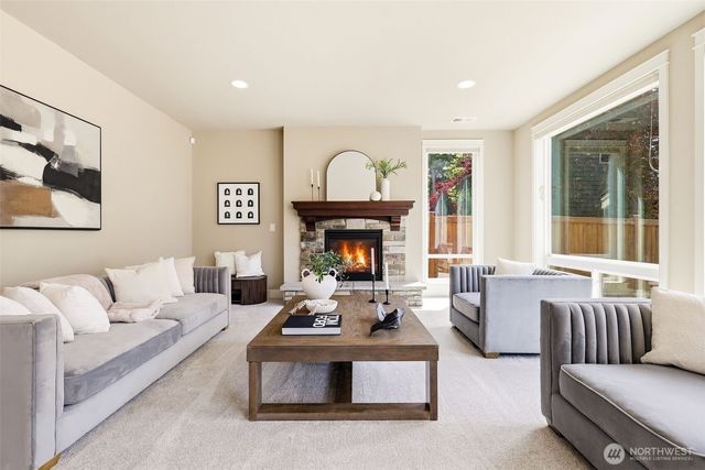 21223 NE 9th Place, Sammamish, WA 98074