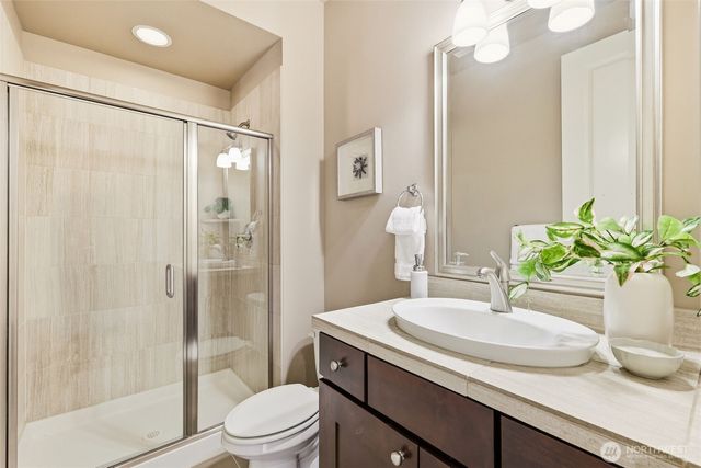21223 NE 9th Place, Sammamish, WA 98074