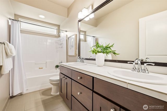 21223 NE 9th Place, Sammamish, WA 98074