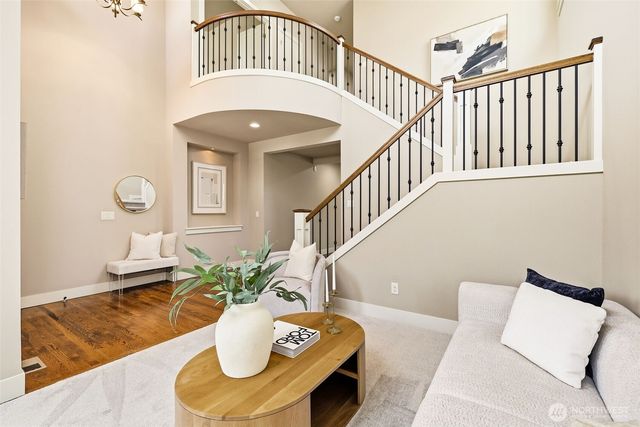 21223 NE 9th Place, Sammamish, WA 98074