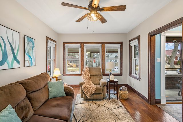 3837 Morton Avenue, Brookfield, IL 60513