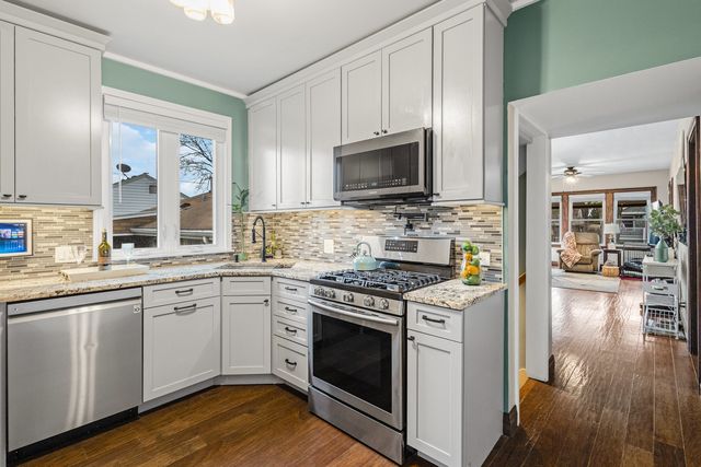 3837 Morton Avenue, Brookfield, IL 60513