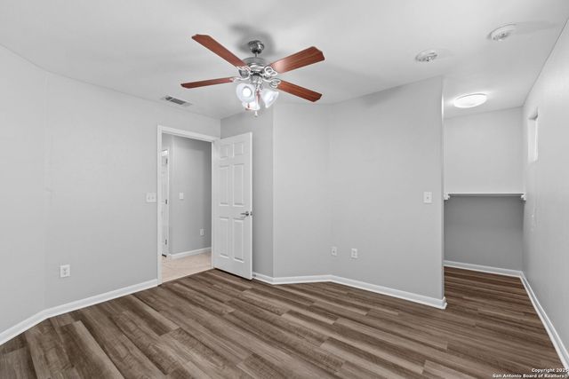 7323 Snowden Rd Apt 1101, San Antonio, TX 78240