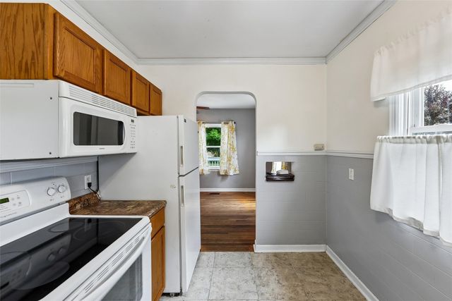 5711 Ovid Avenue, Des Moines, IA 50310