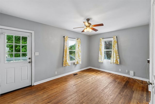 5711 Ovid Avenue, Des Moines, IA 50310