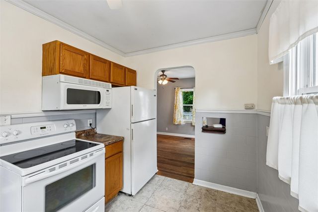 5711 Ovid Avenue, Des Moines, IA 50310