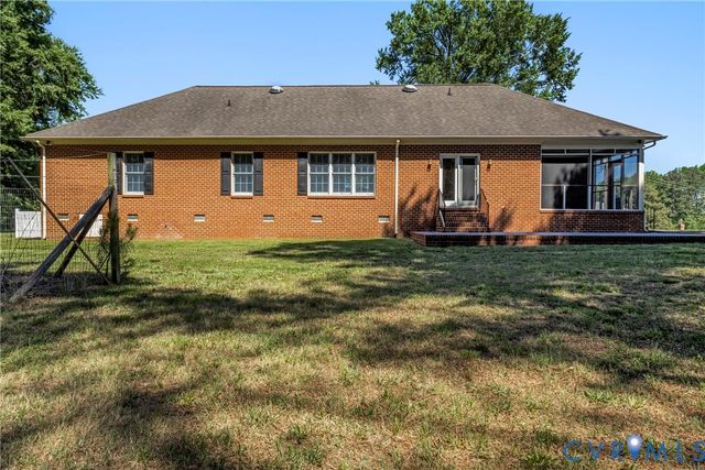 19106 Andrews Dr, Chesterfield, VA 23803