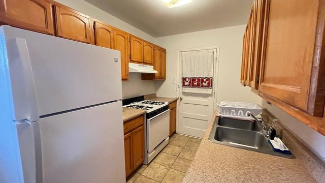 9224 MONTGOMERY Drive, El Paso, TX 79924