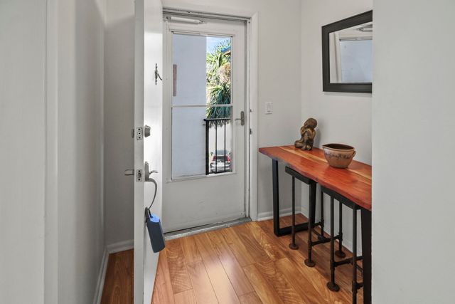 2936 Lake Shore Drive 310, Riviera Beach, FL 33404