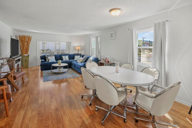 2936 Lake Shore Drive 310, Riviera Beach, FL 33404