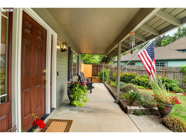 17410 SCHALIT Way, Lake Oswego, OR 97035