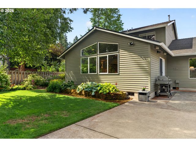 17410 SCHALIT Way, Lake Oswego, OR 97035
