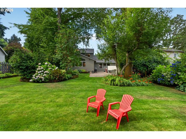 17410 SCHALIT Way, Lake Oswego, OR 97035
