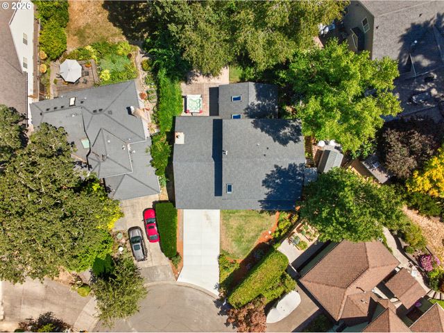 17410 SCHALIT Way, Lake Oswego, OR 97035