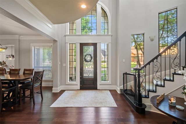2 Brookgreen Circle N, Montgomery, TX 77356