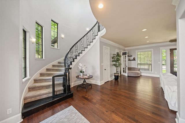 2 Brookgreen Circle N, Montgomery, TX 77356