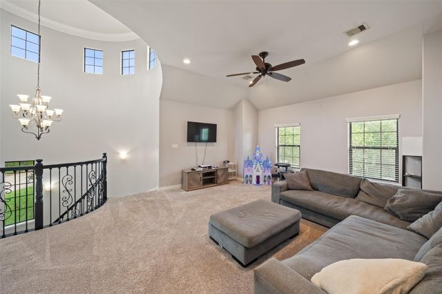 2 Brookgreen Circle N, Montgomery, TX 77356