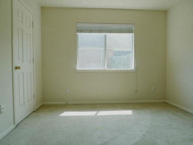 9718 Cottage Street, Pearland, TX 77584